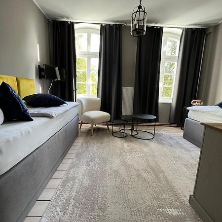 Gutshauszimmer Neu Gaarz Esterno foto