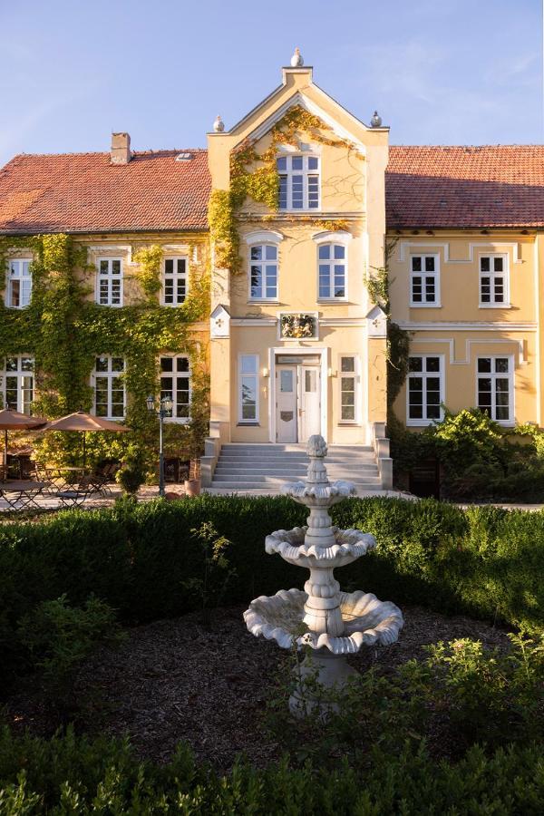 Gutshauszimmer Neu Gaarz Esterno foto
